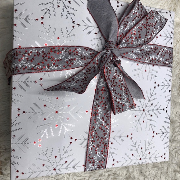 New-rag & bone Commuter Denim Belt Bag beautifully gift wrapped - Picture 7 of 7